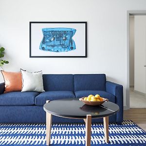 2 Bedroom Designer Furnished Apt SoBro